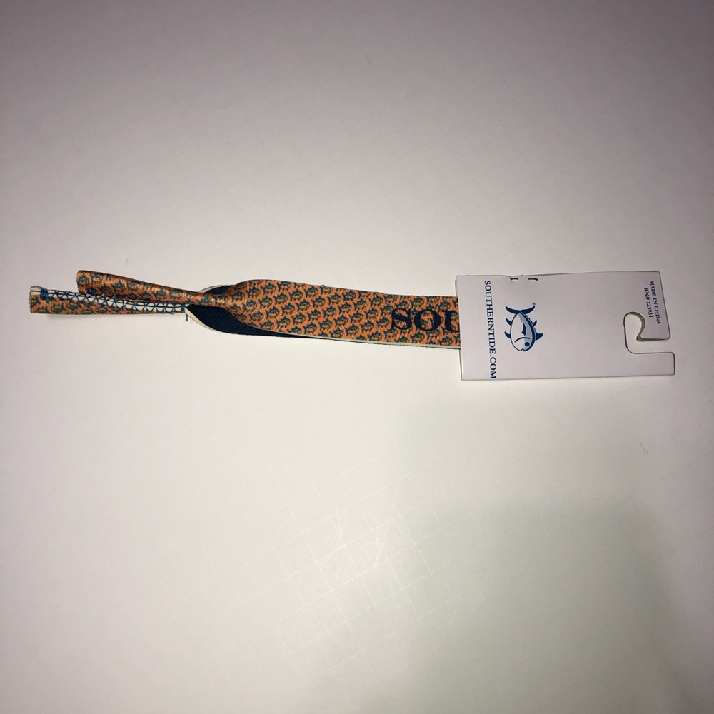 Southern Tide - Neoprene Sunglass Strap